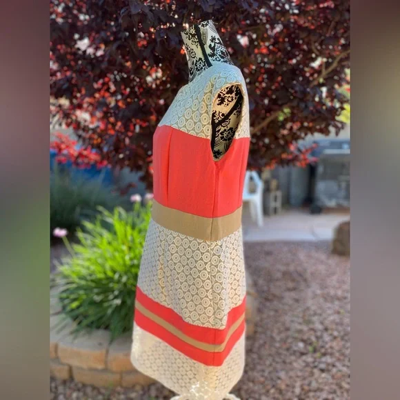 STUDIO ONE dress Size 18. - Picture 5 of 11